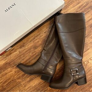 NEW Alfani wide calf genuine real leather fall winter boots block heel darkbrown